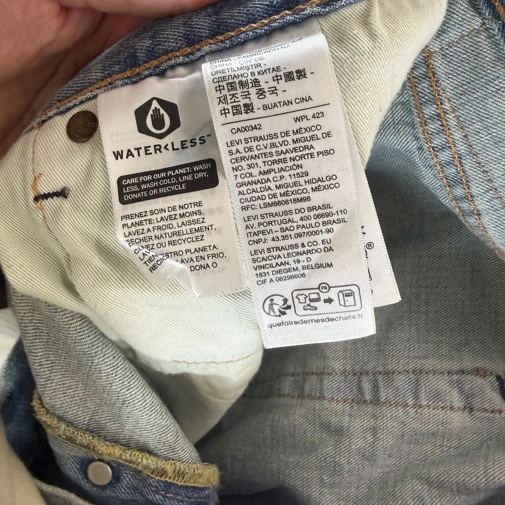 Levis Premium 501 Original Fit Patchwork Distressed Jeans Mens 38x32 Light Wash